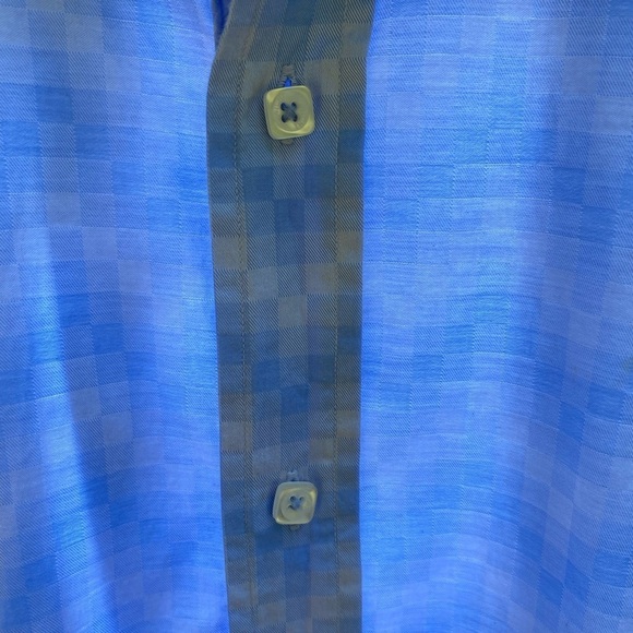 Good used condition blue bugatchi button down size Medium - Picture 5 of 6